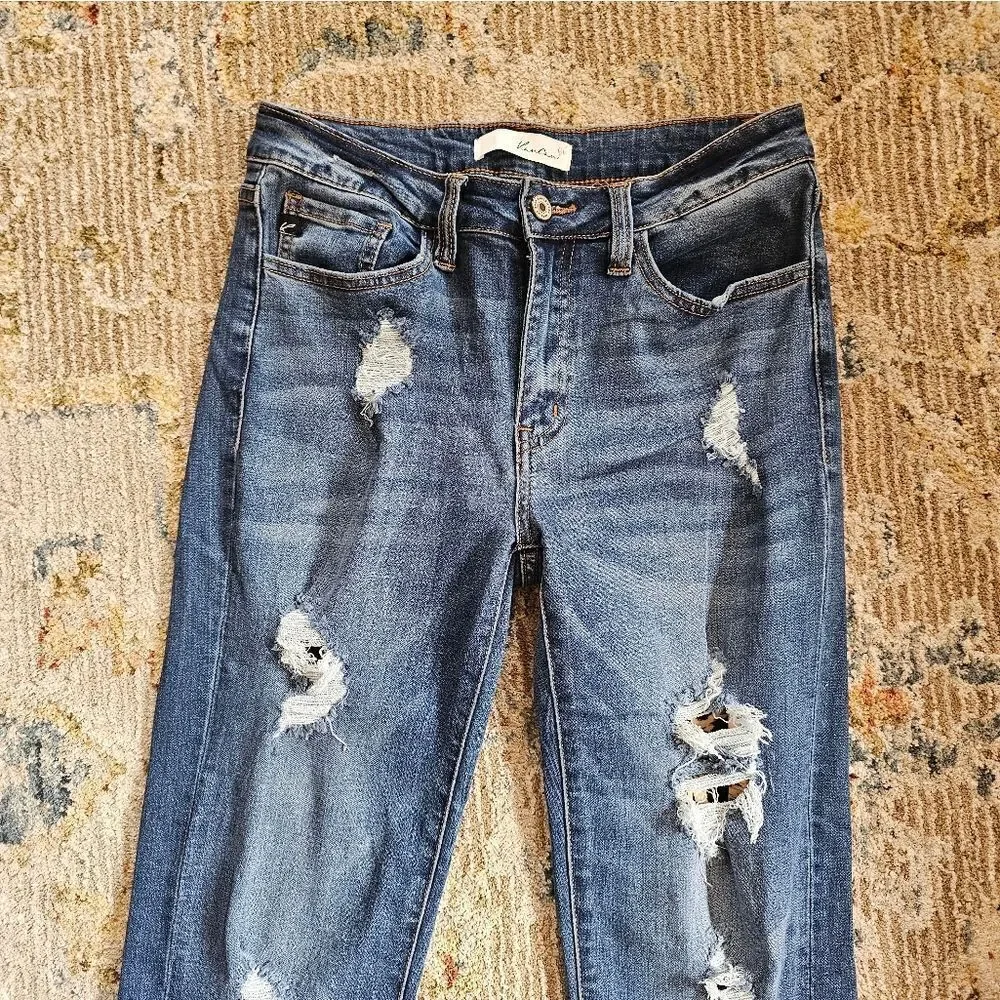 KanCan distressed jeans