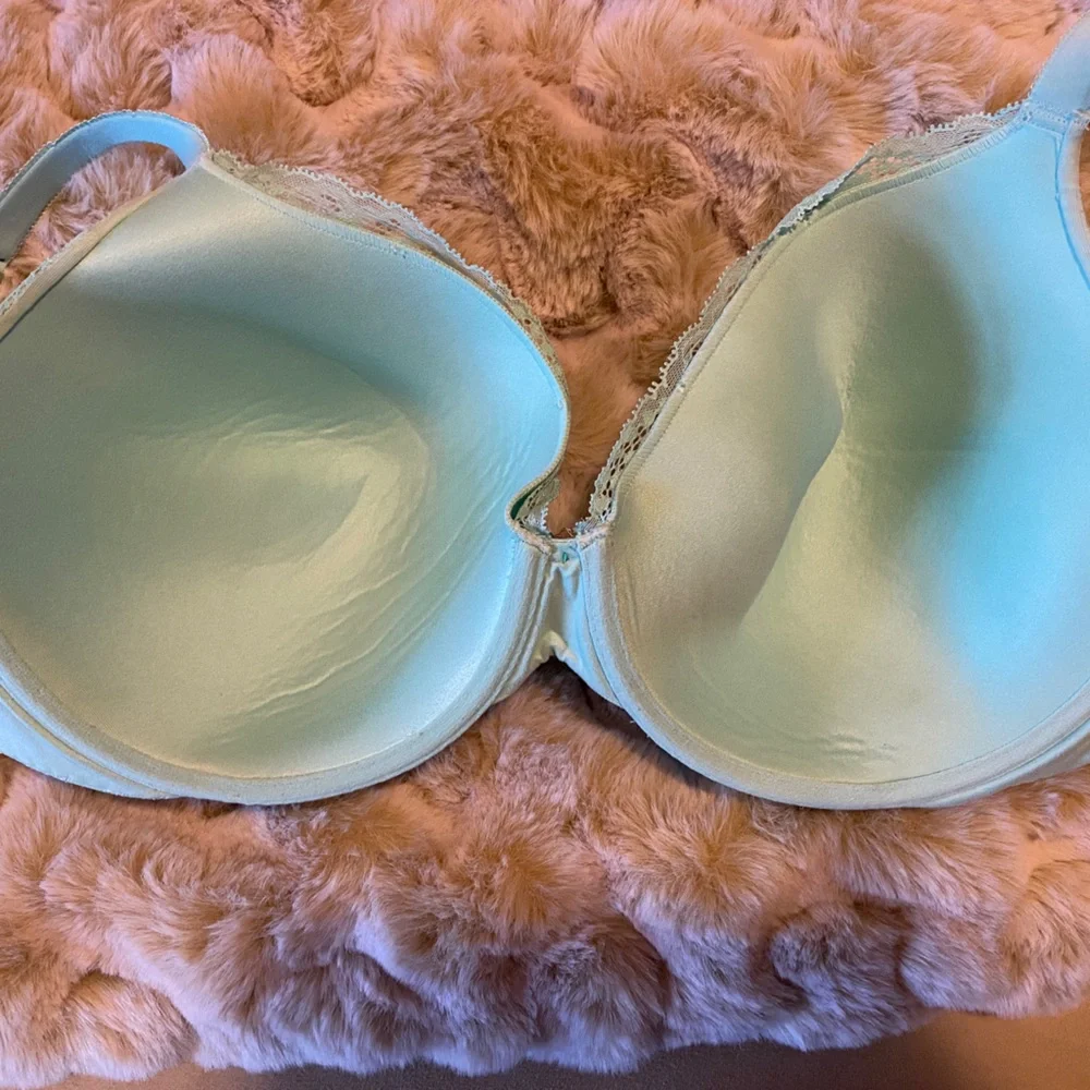 Victorias Secret excellent no