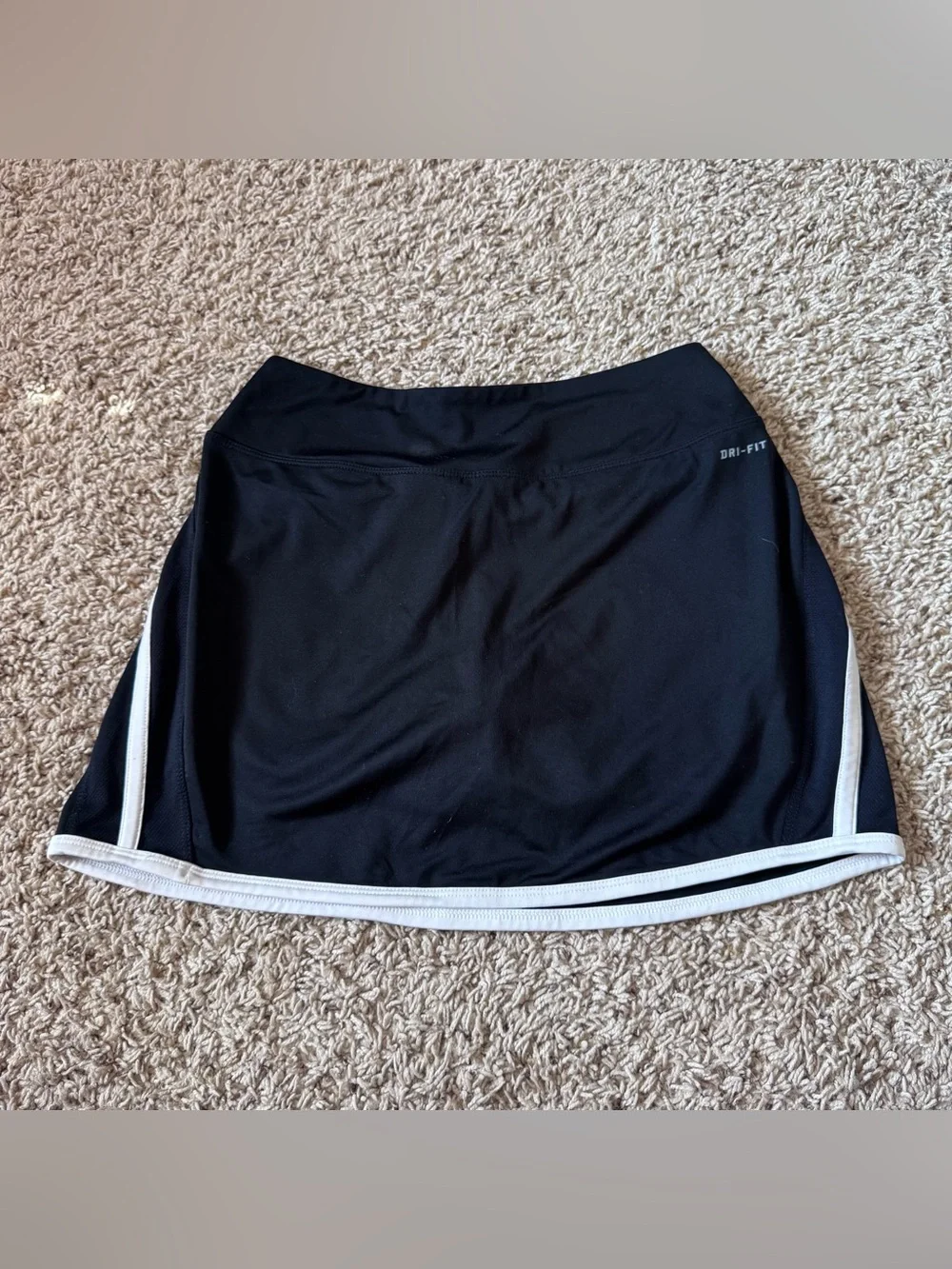 Nike black tennis
