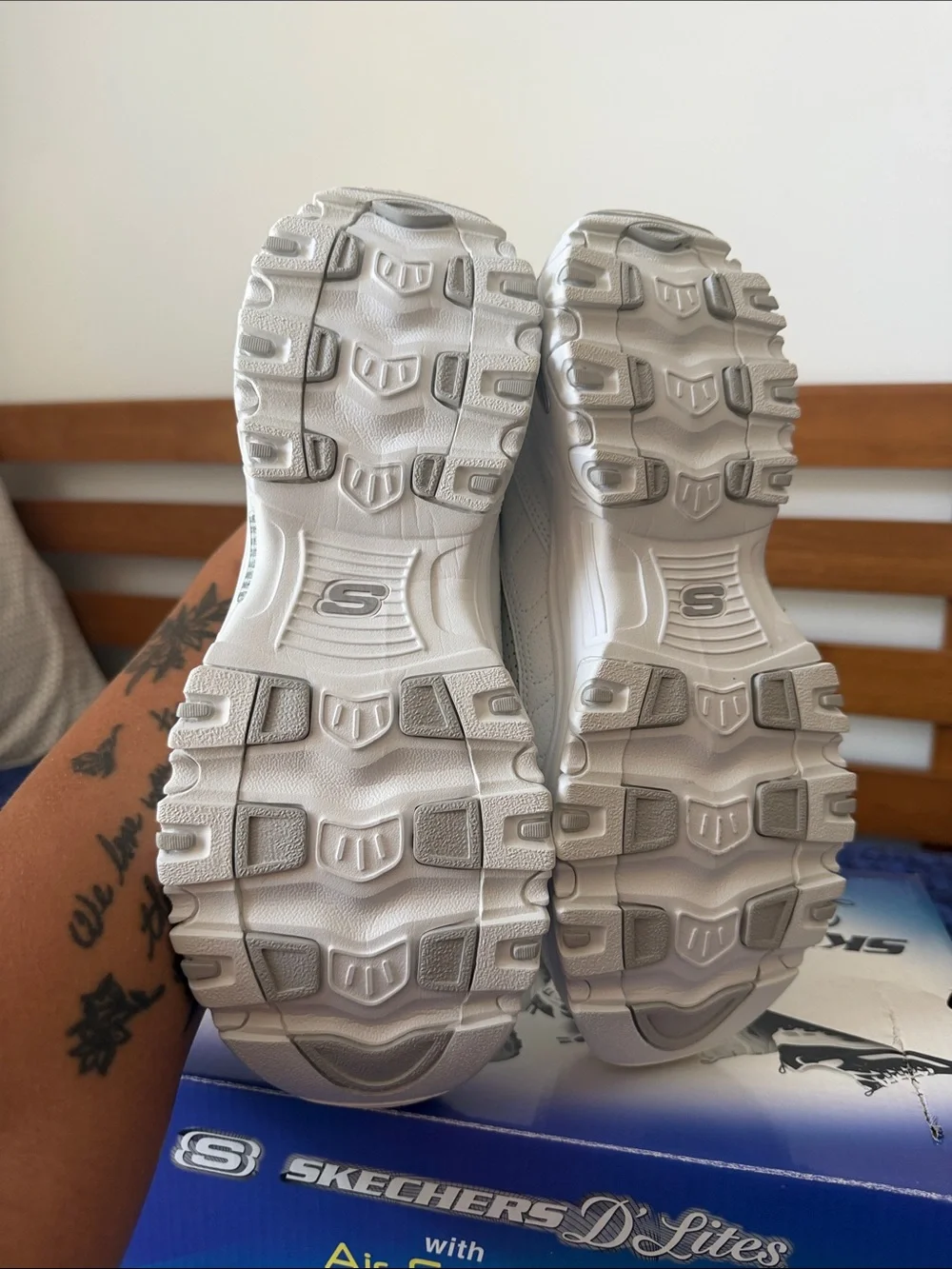 Skechers wear play
