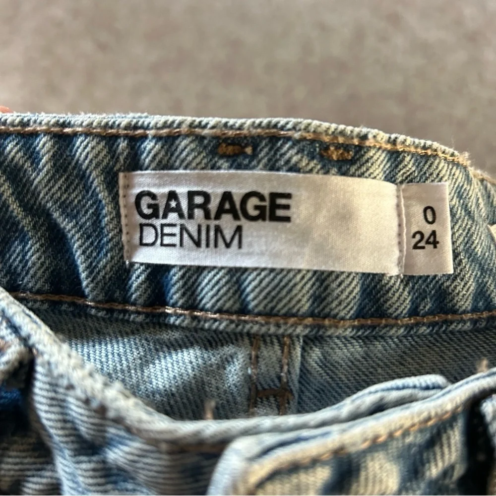 Garage denim distressed