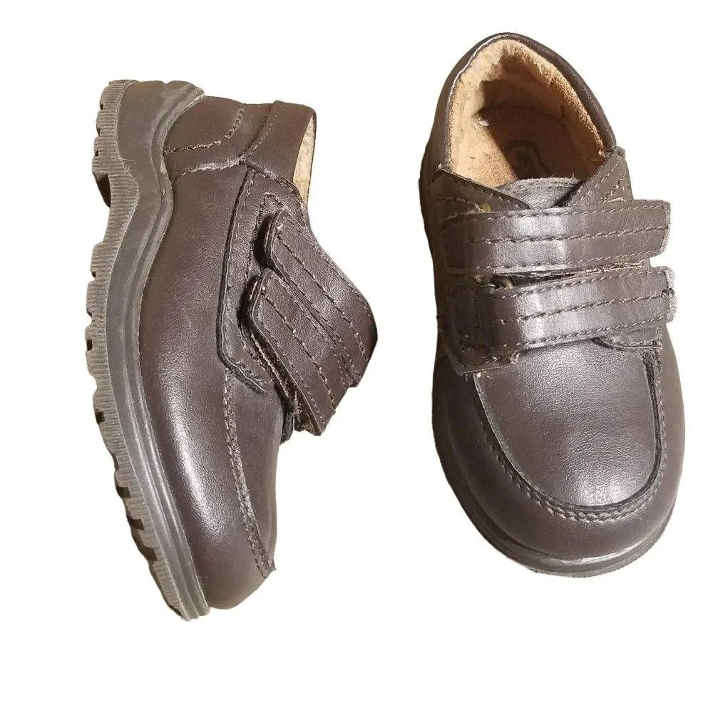 Children's place brown dress shoes 6