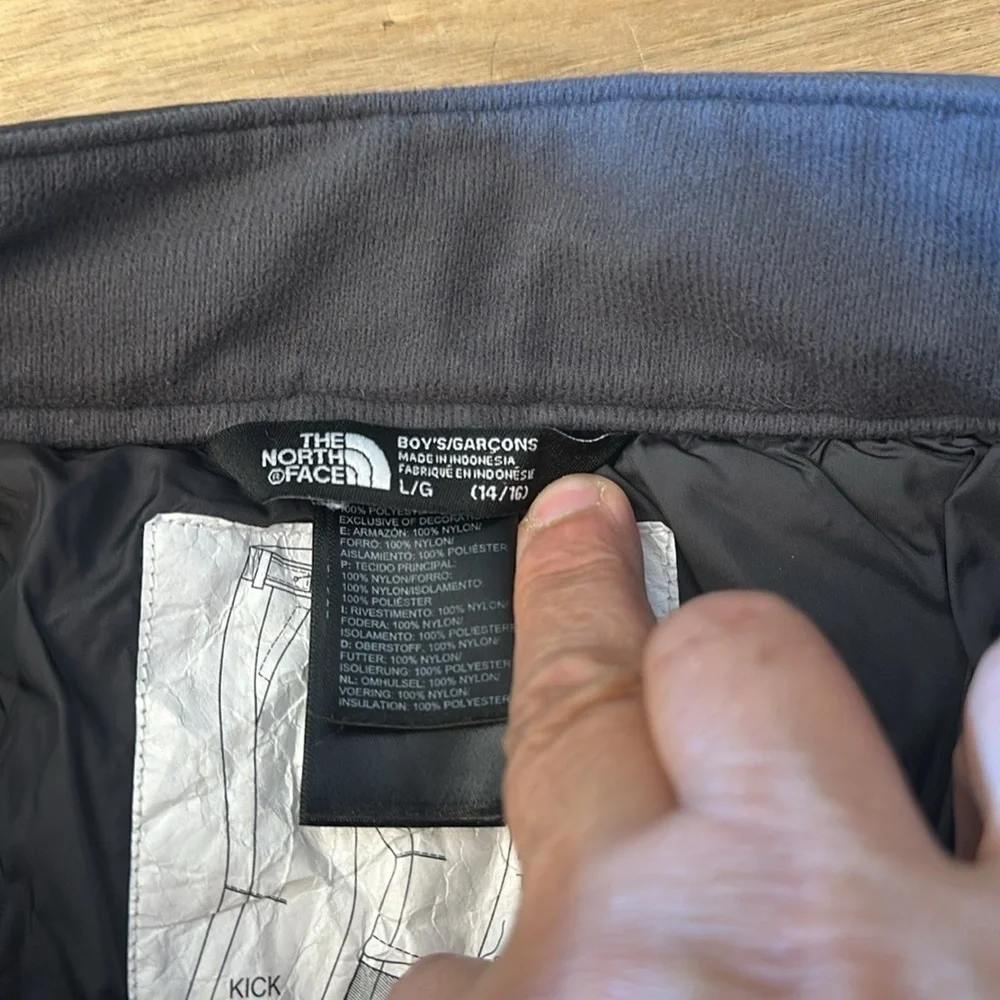 The North Face waist 25