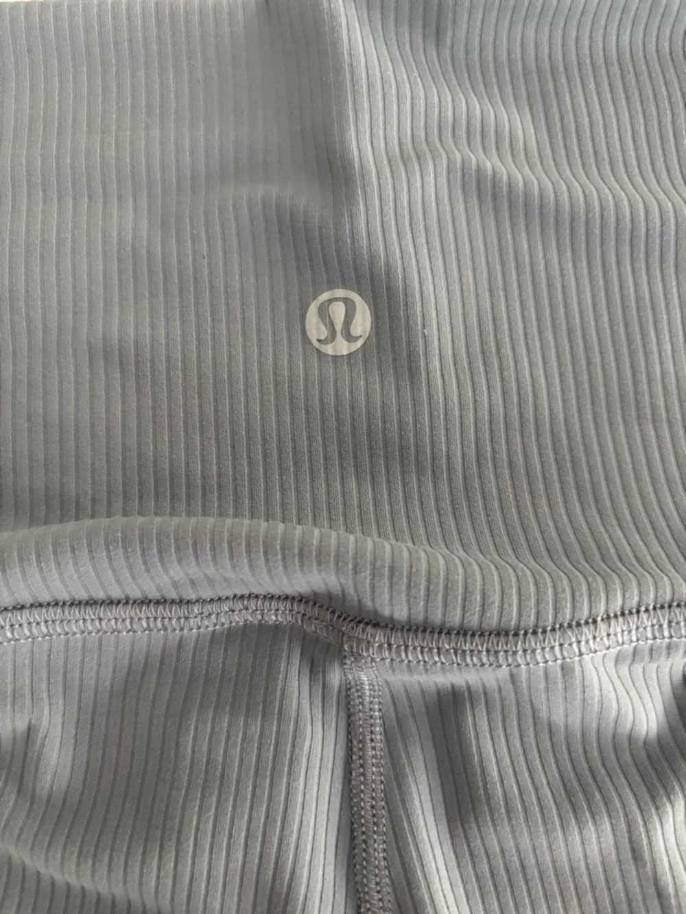 lululemon athletica *great pre