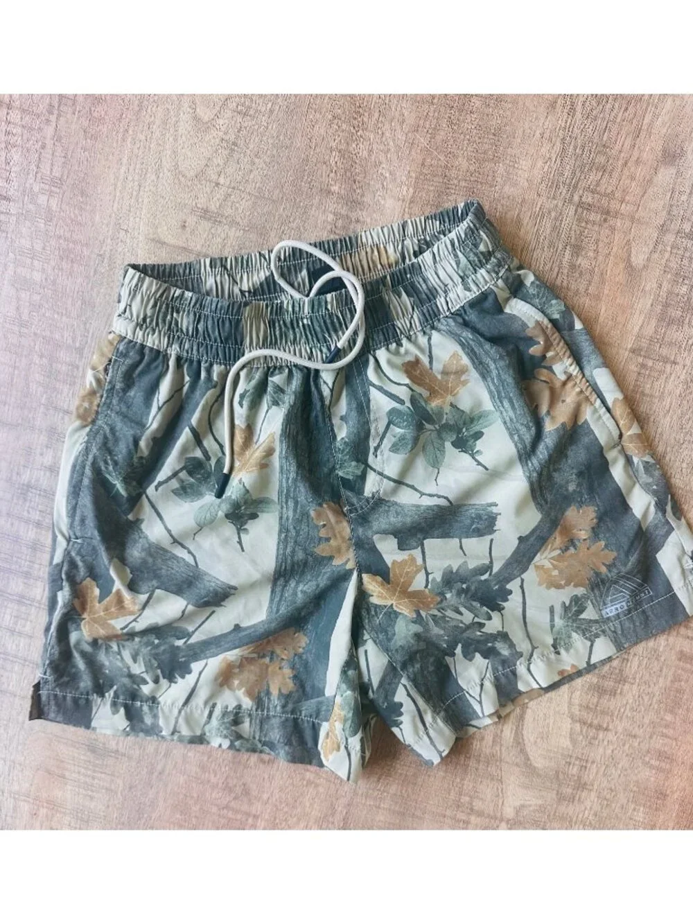 Quiksilver four items
