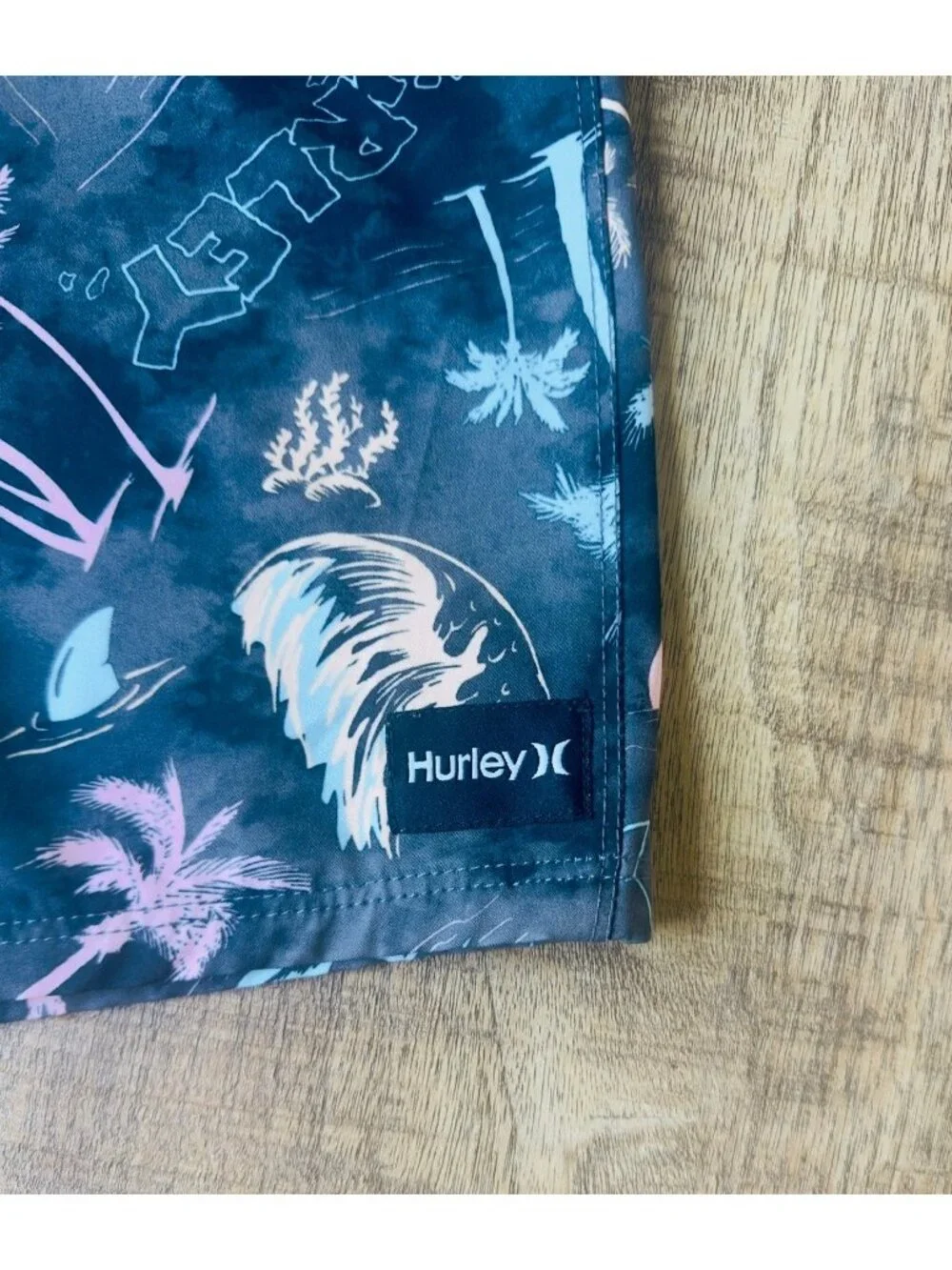 Quiksilver four items