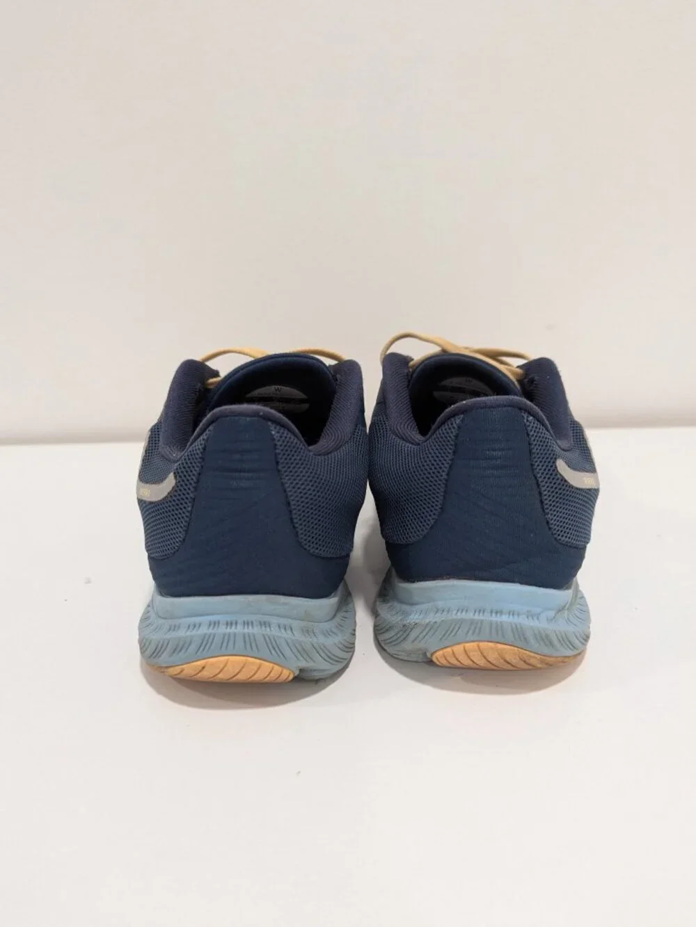 Altra running al0a7r7n445