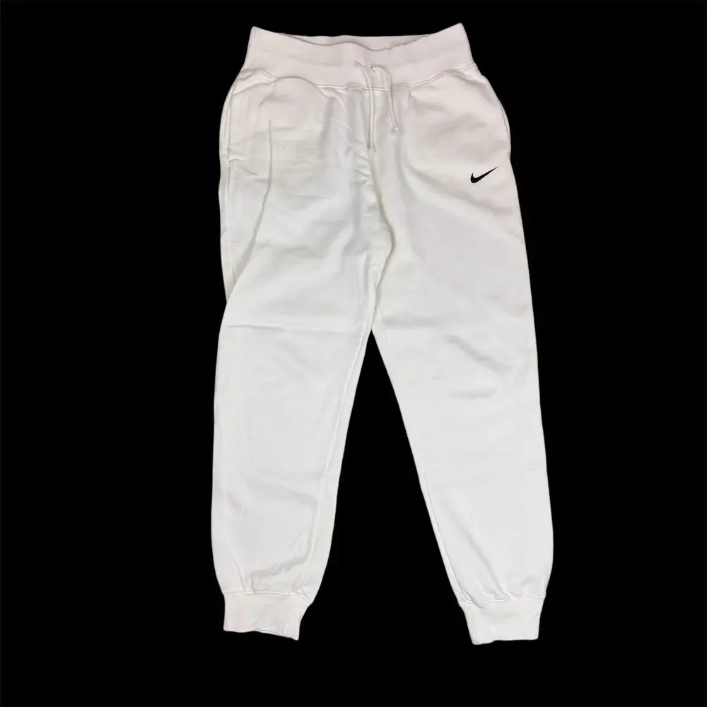 Nike sz approx