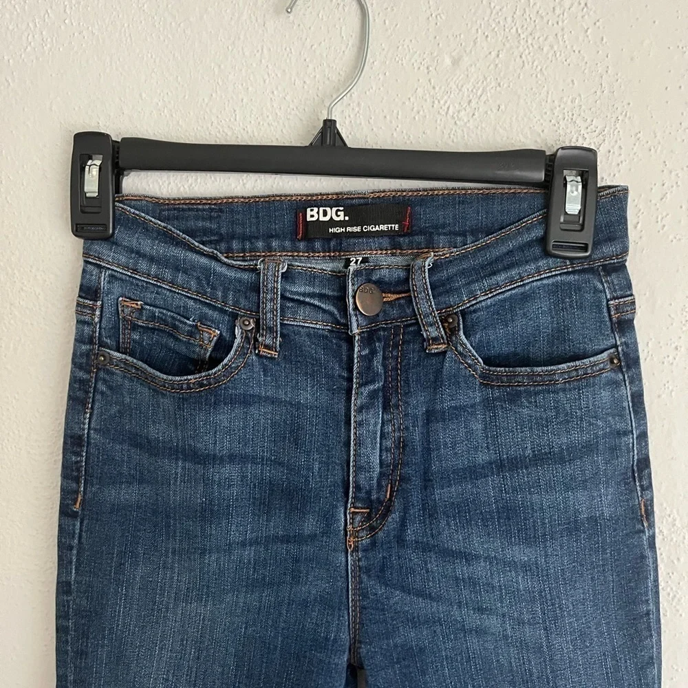 BDG woman blue