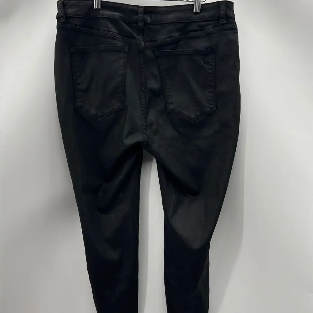 DL1961 sleek black