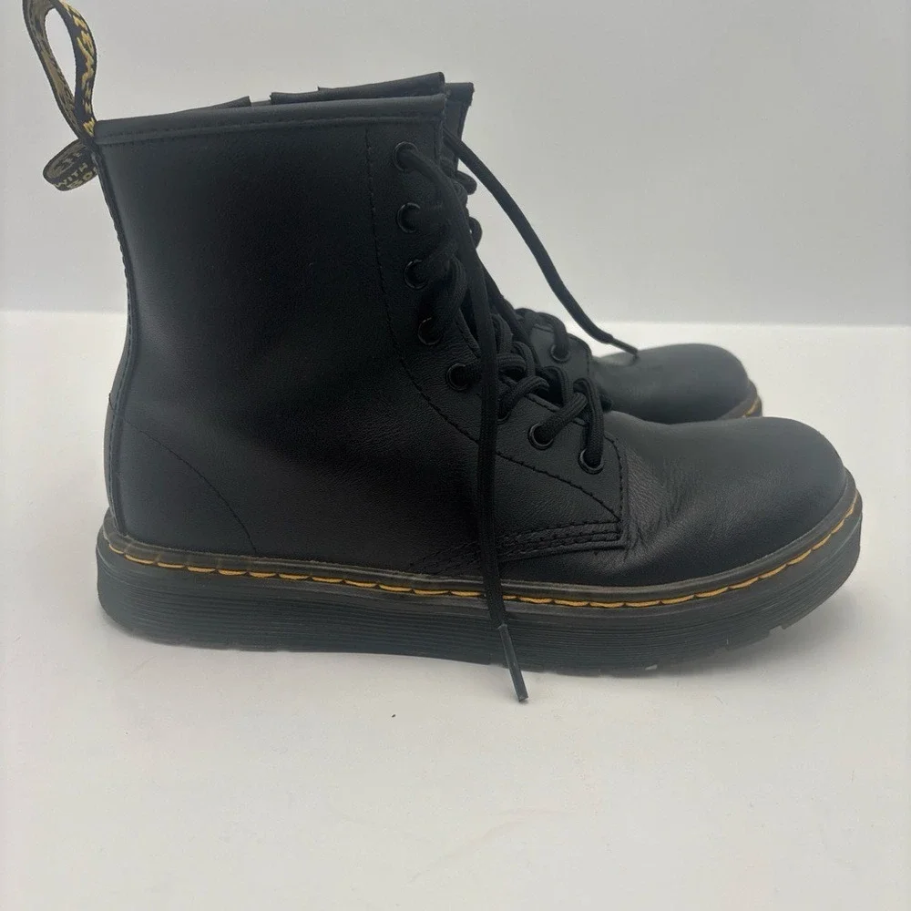 Dr. Martens stylish black