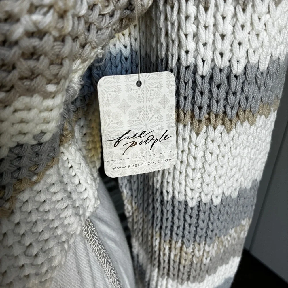 Free People new tag