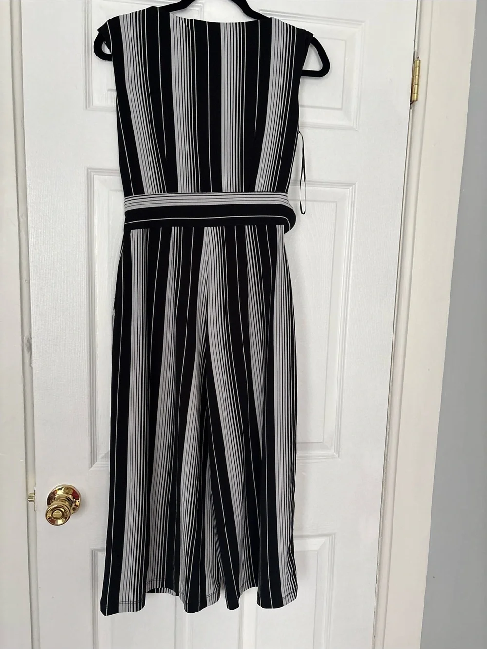 Taylor Black and White Striped Sleeveless Jumpsuit with Belt Size 2