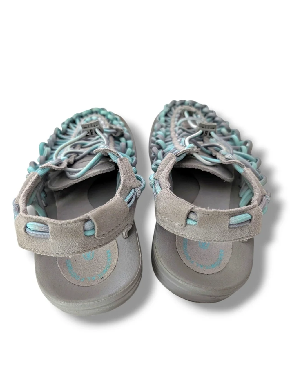 Keen women uneek