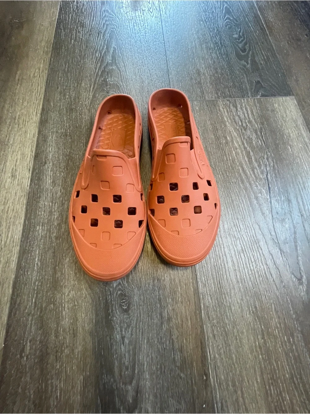 Vans lightweight slip