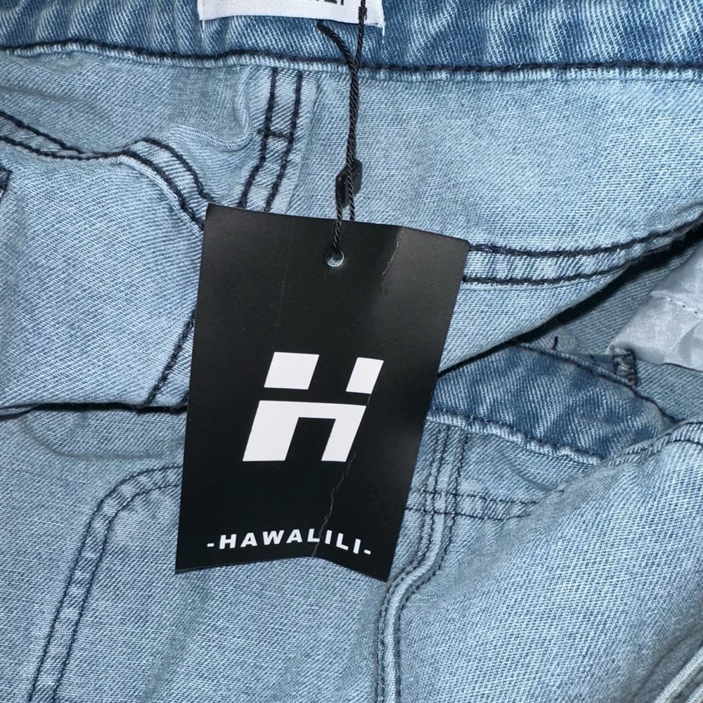 Hawalili overall all side