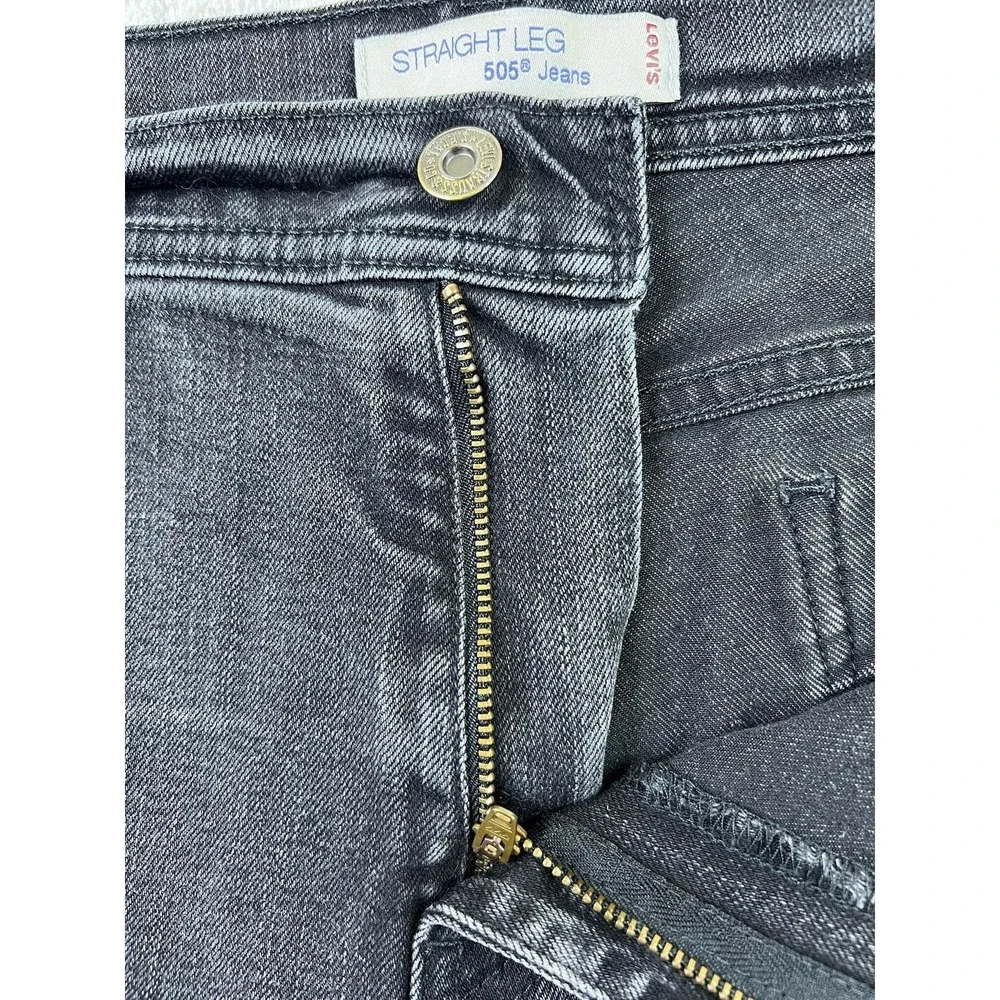 Levis levis 505