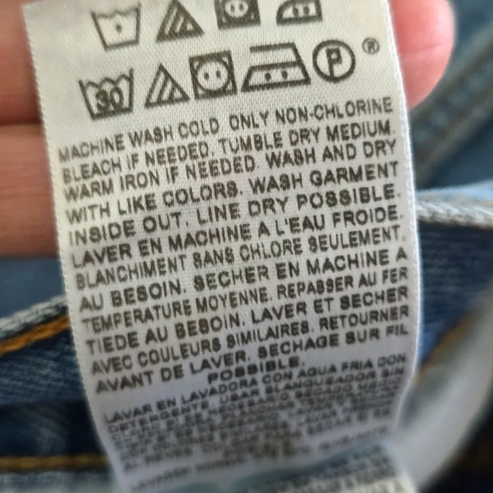 Levis it no