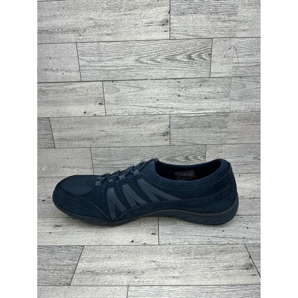 Skechers relaxed fit