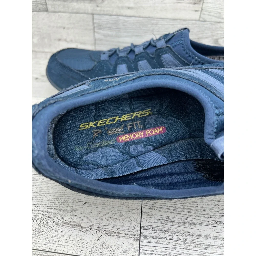 Skechers relaxed fit