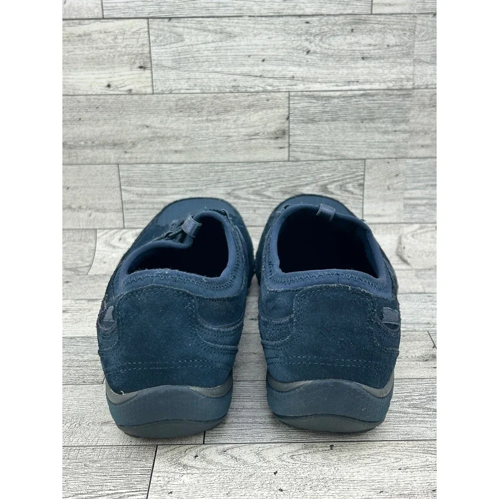 Skechers relaxed fit