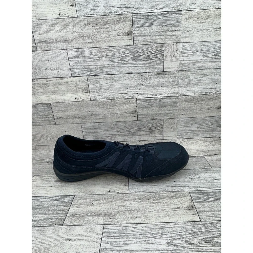 Skechers relaxed fit