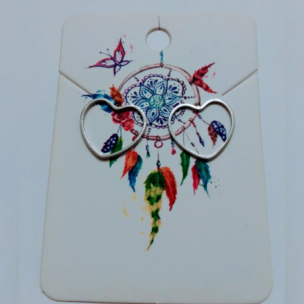 None heart stud