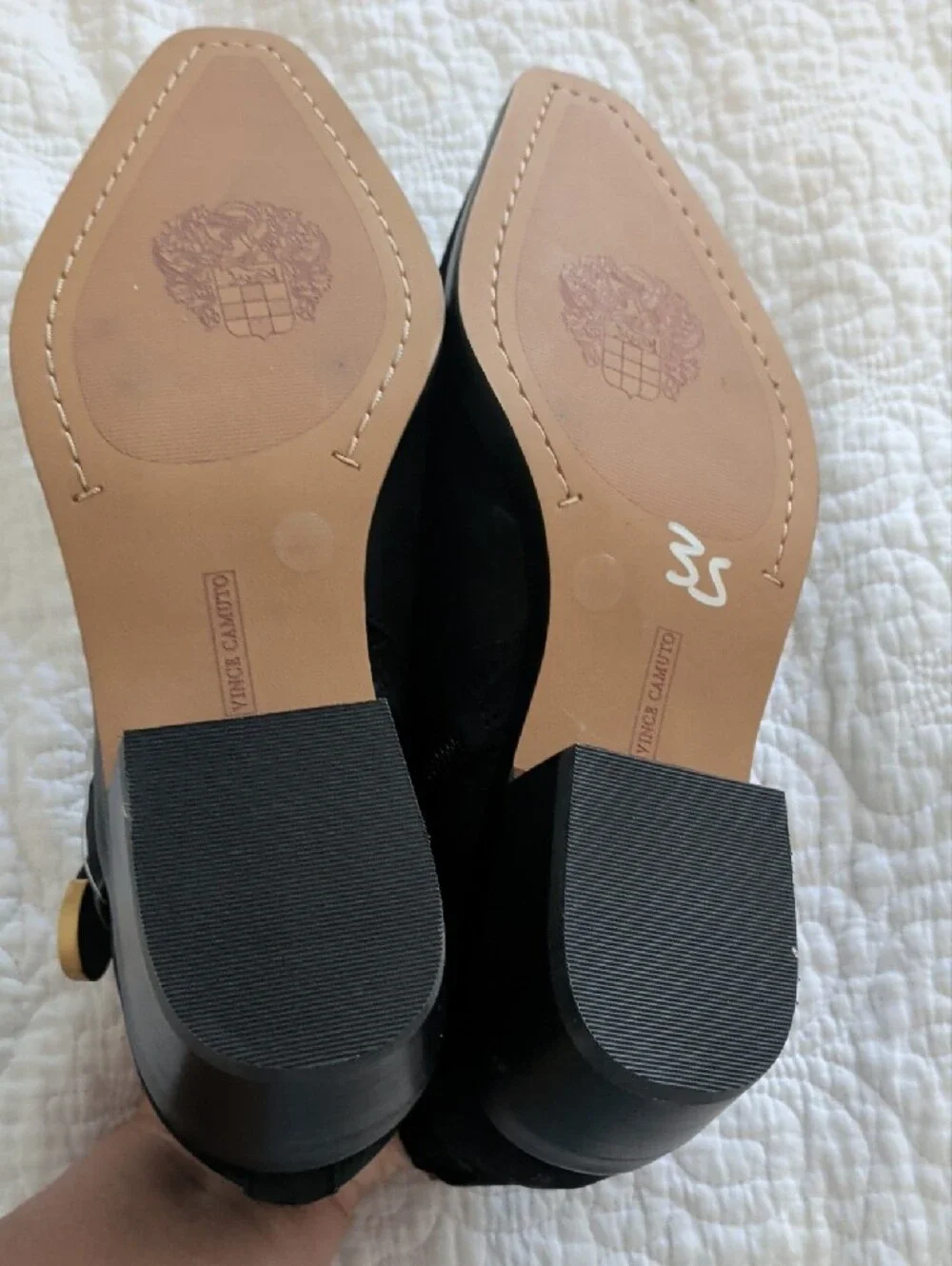 Vince Camuto classic black