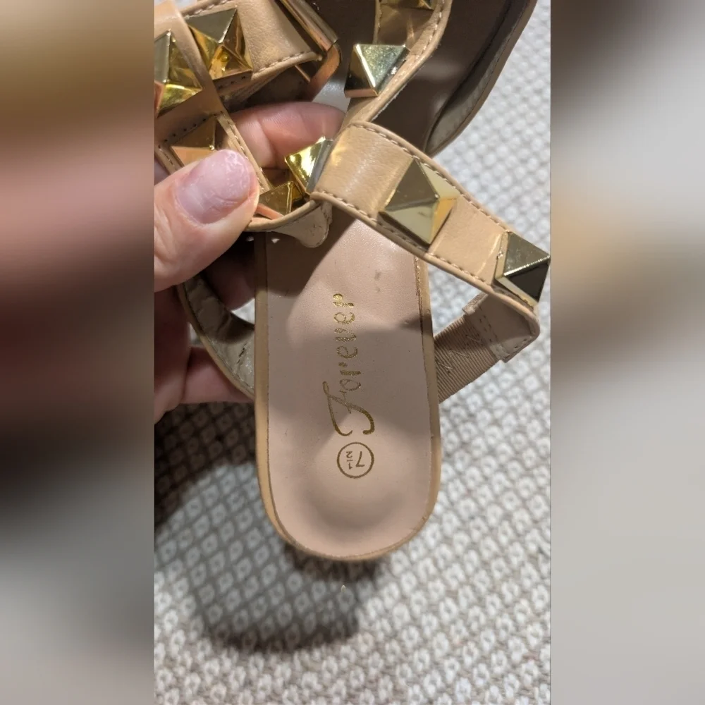 Forever 21 chic tan