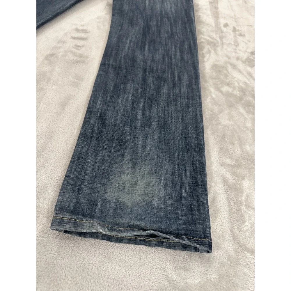 Levis back pants