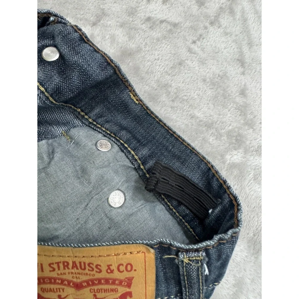 Levis back pants