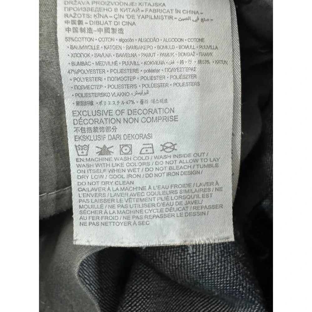 Levis back pants