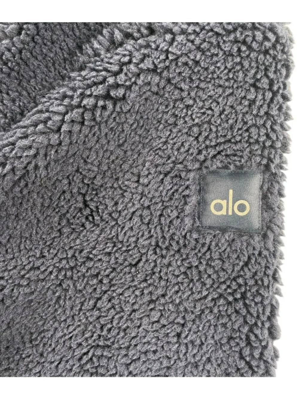 ALO Yoga designed provide