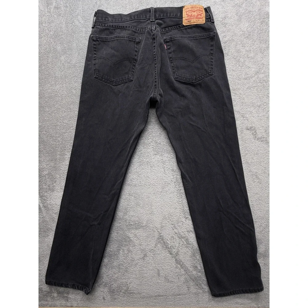 Levis pre owned
