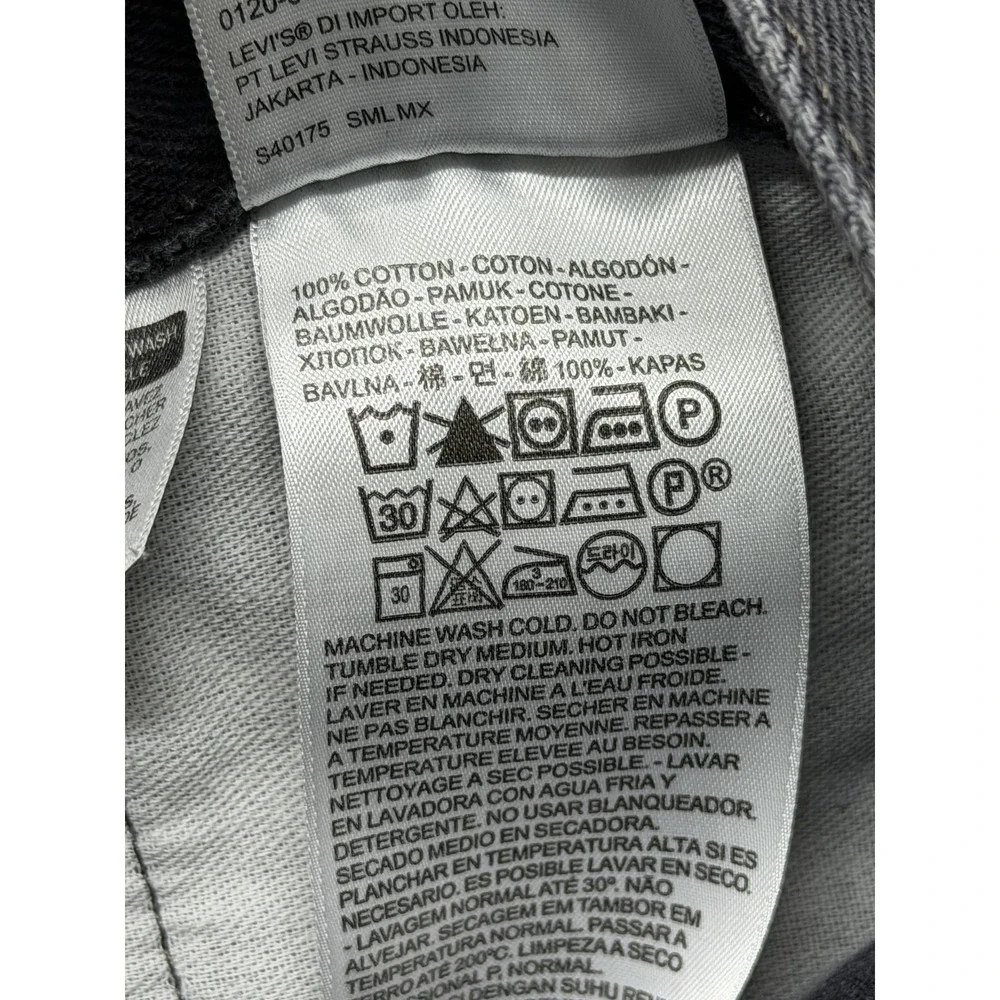 Levis pre owned