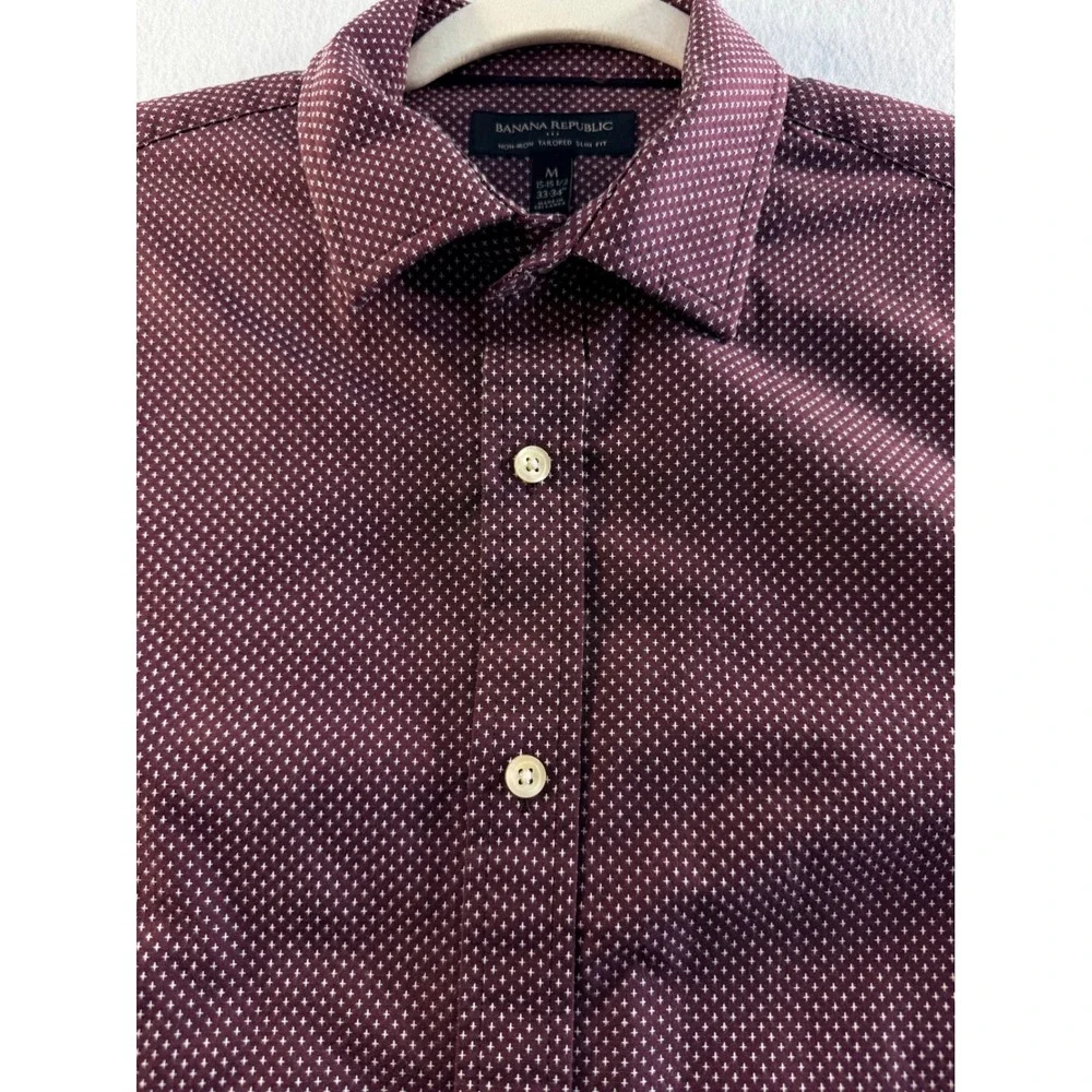 Banana Republic sleeve brand corporate