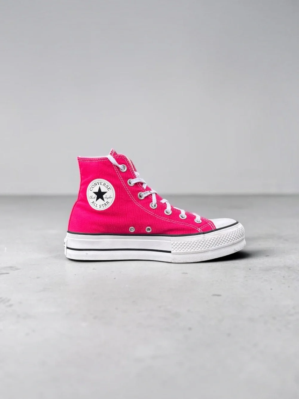 Converse Chuck Taylor All Star Lift Platform High Cerise Pink Women’s 8.5