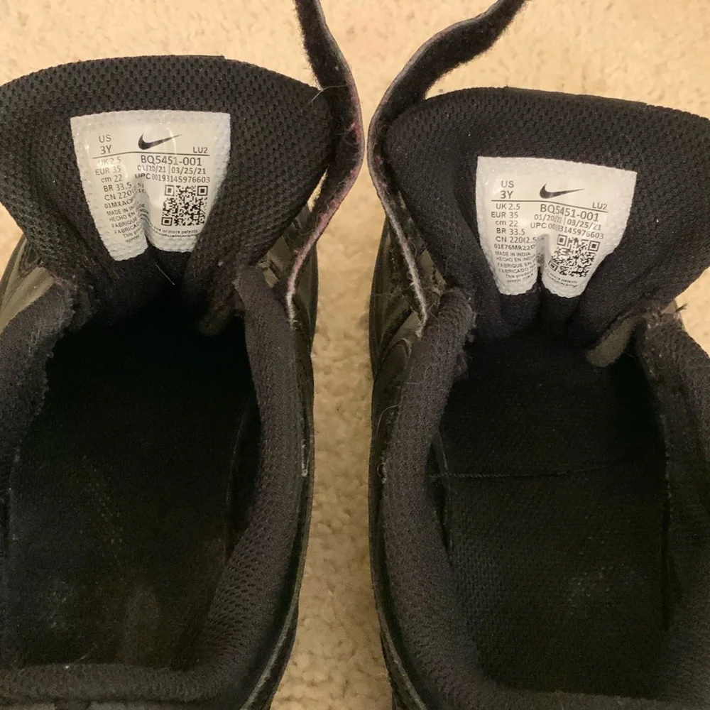Nike used goor