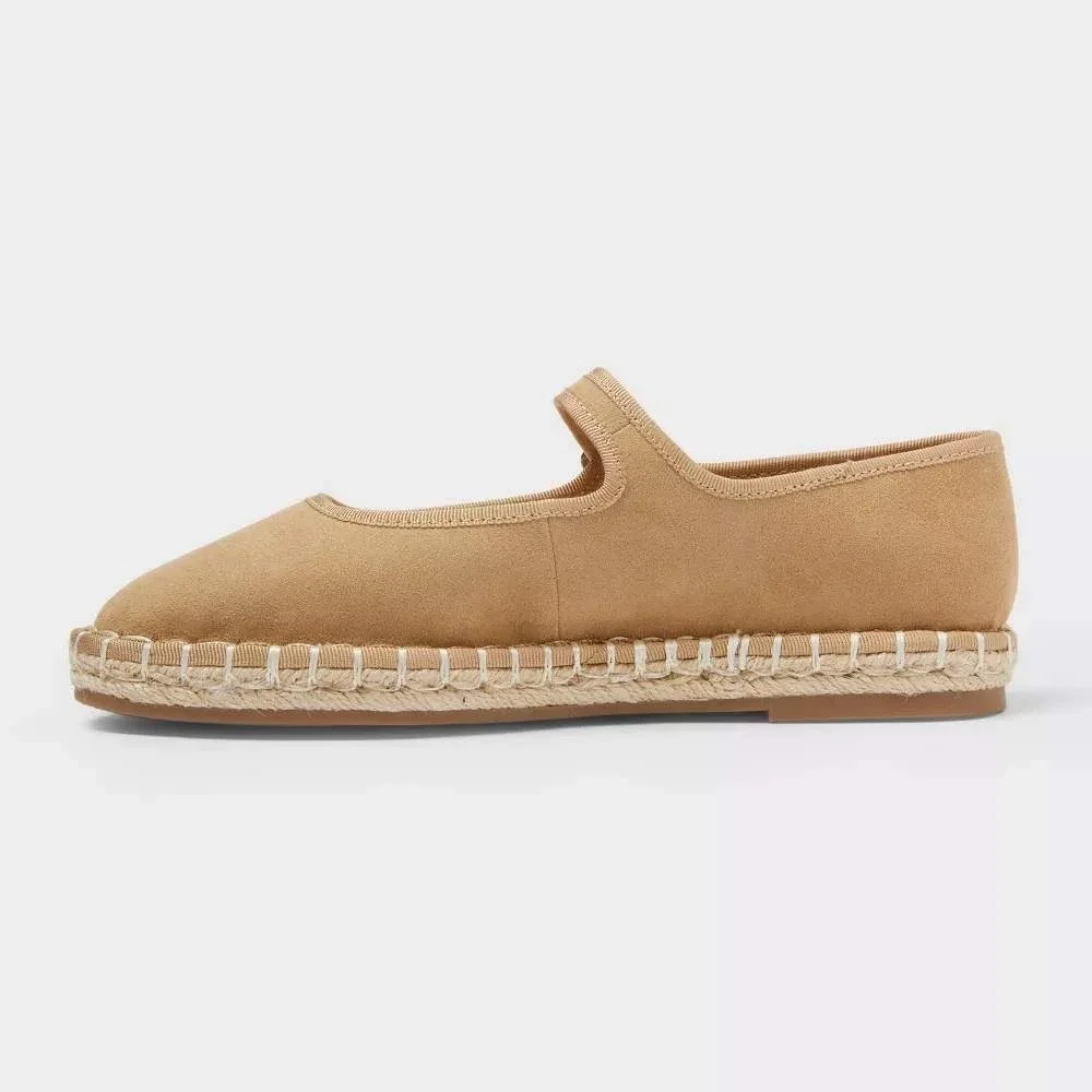 Universal Thread outfits heel fit