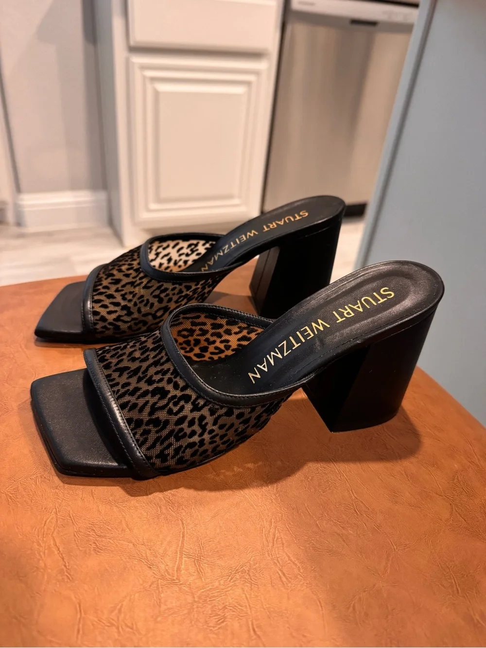Stuart Weitzman tia leather
