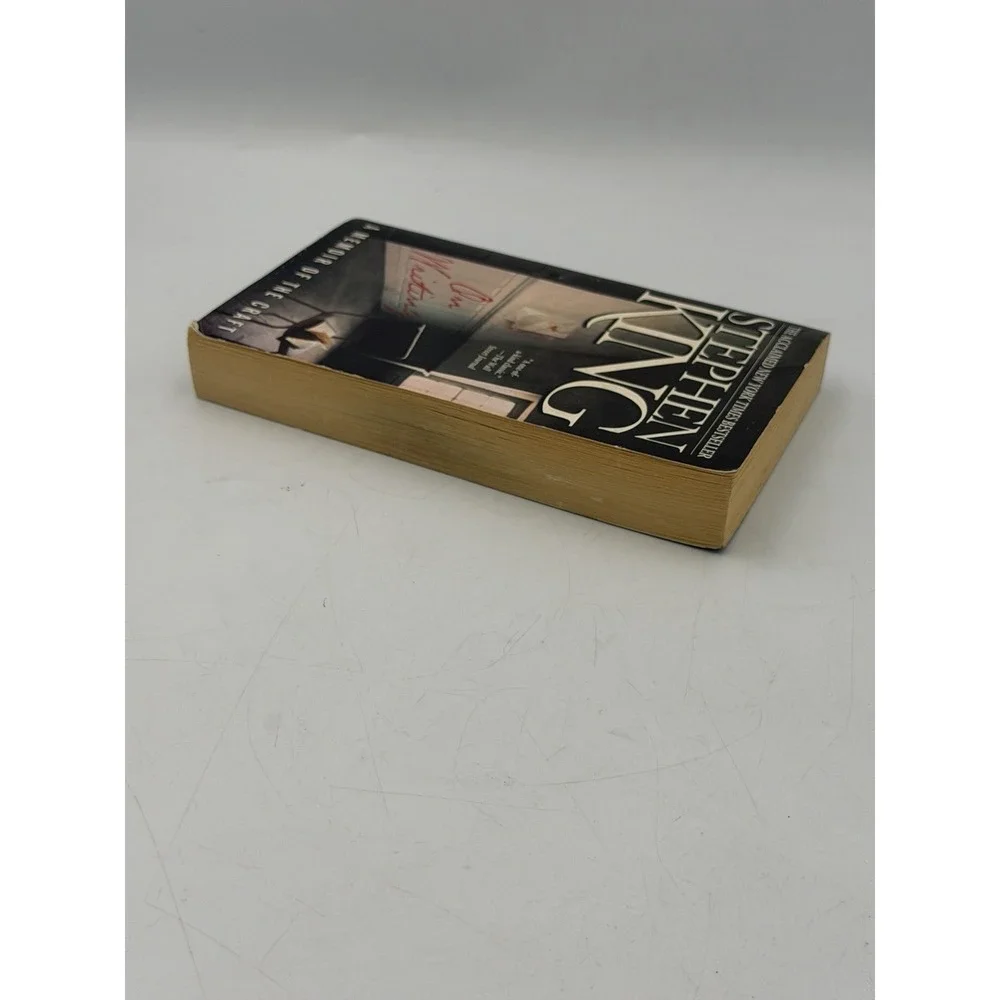 Stephen King On Writing A Memoir of the Craft Paperback Pocket Books 2002
