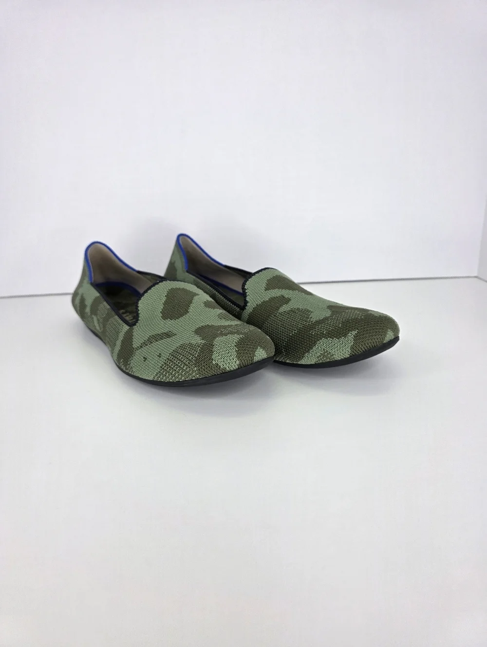 Rothys low look