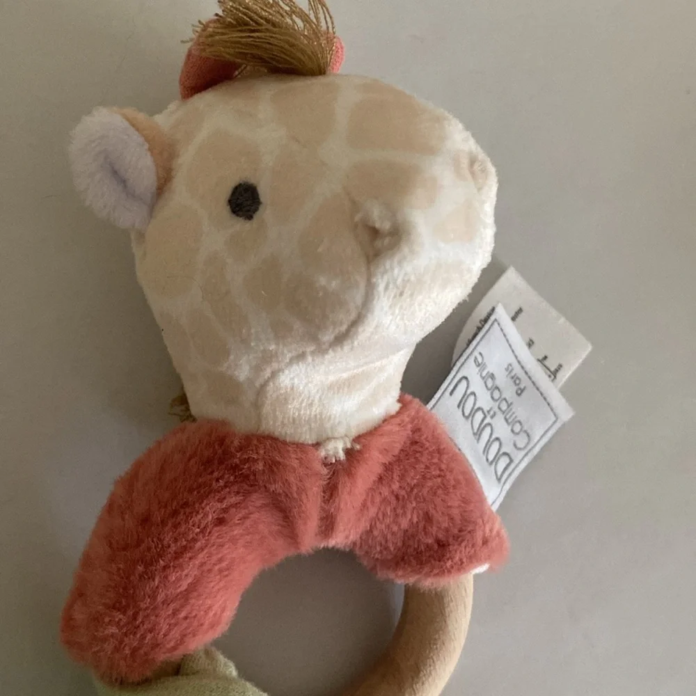 DouDou wooden giraffe