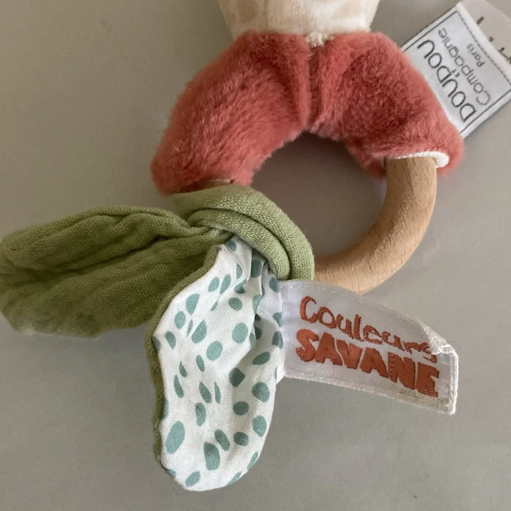 DouDou wooden giraffe