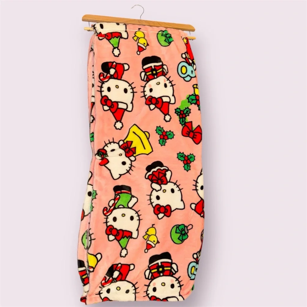Hello Kitty Silk Touch Throw Blanket - Holiday Edition,‎ 50” x 70” Cozy Fleece