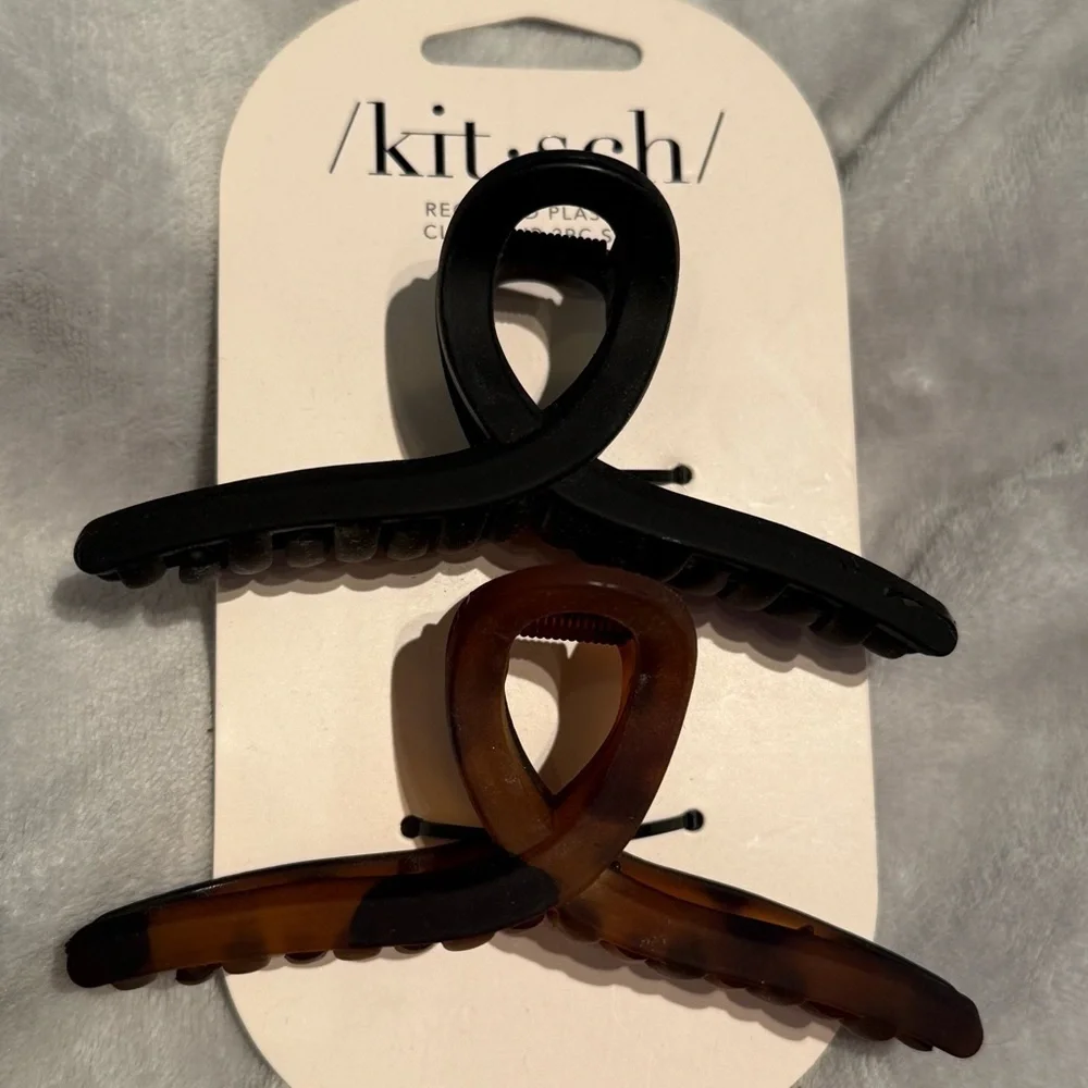 NEW Kitsch Elegant Black and Tortoise Hair Claw Clips