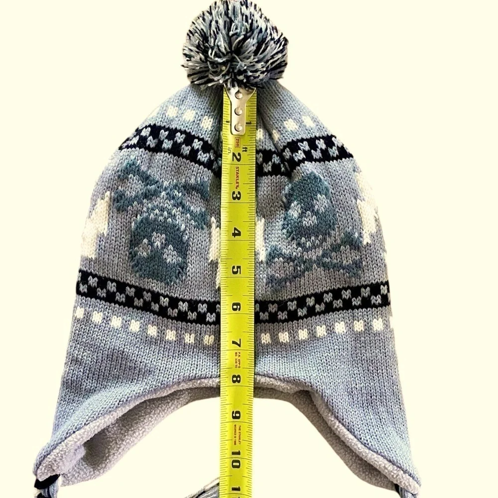N/A winter pompom