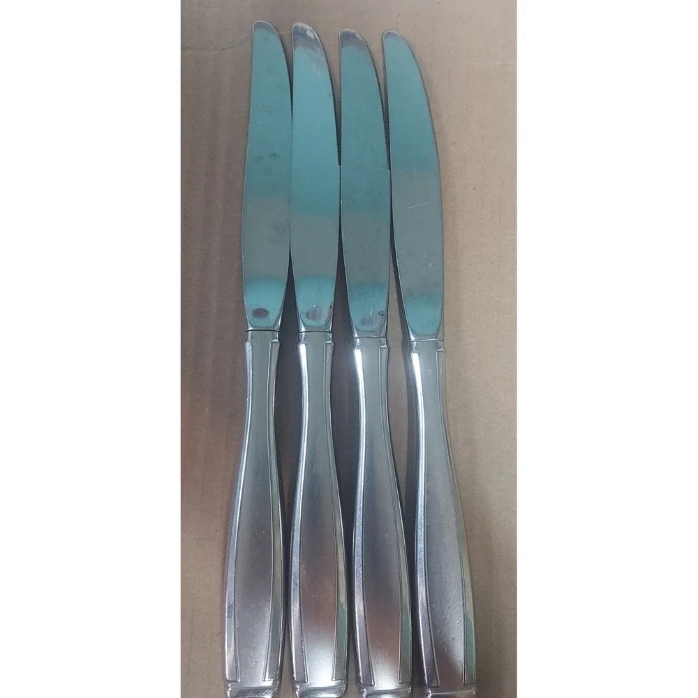 Onieda Satin Shasta USA‎ 4 Stainless Steel Dinner Knives Flatware