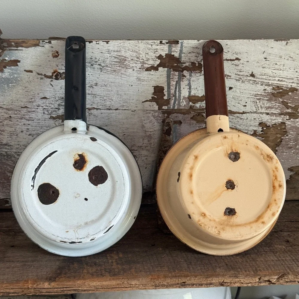 N/A vintage enamelware