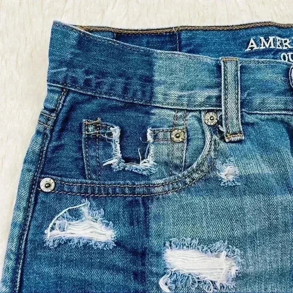 American Eagle Highrise Festival Patchwork‎ Distressed Frayed Denim Short Size 2